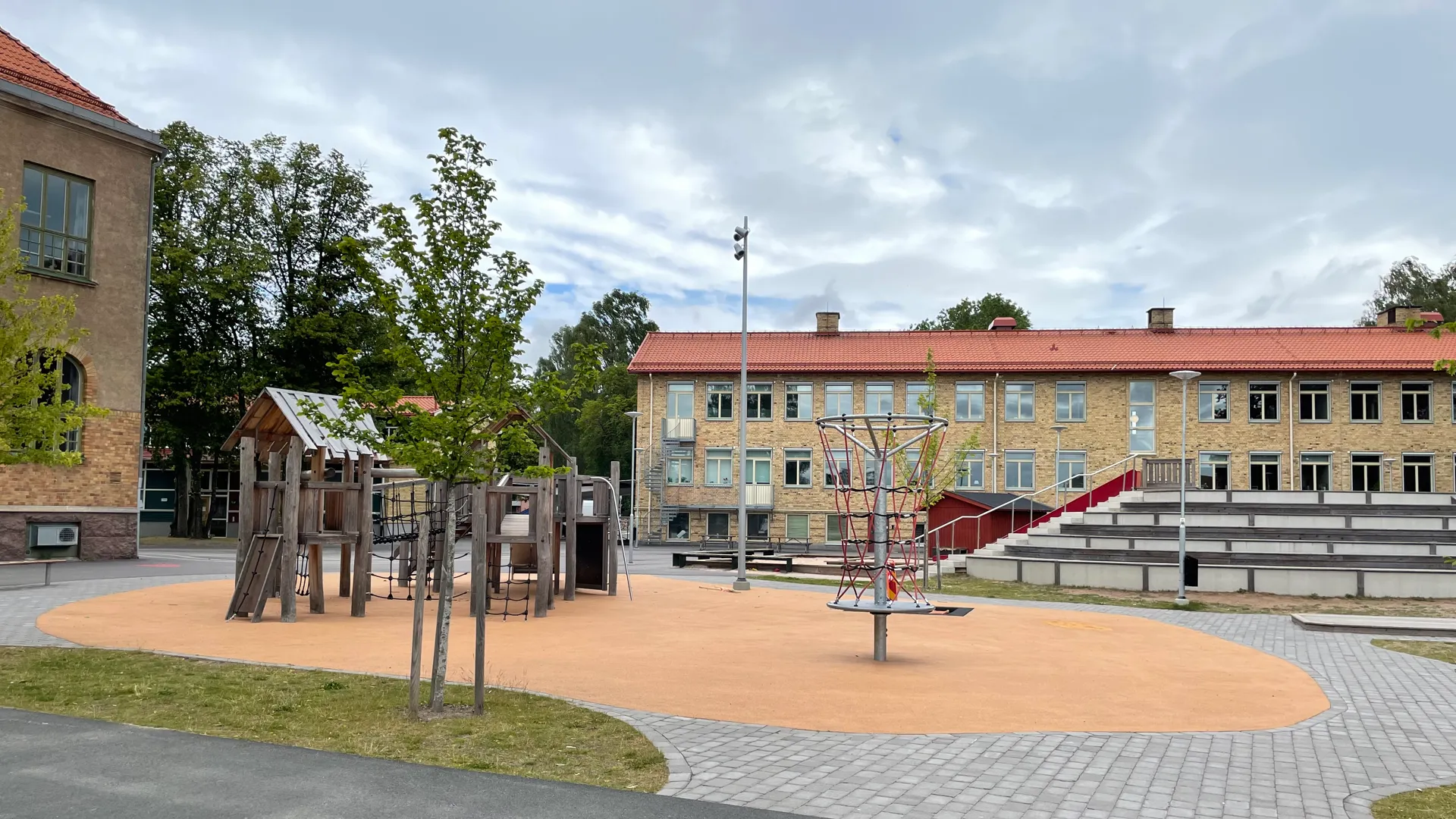 Utomhusmiljö för Guldkroksskolan f-6.