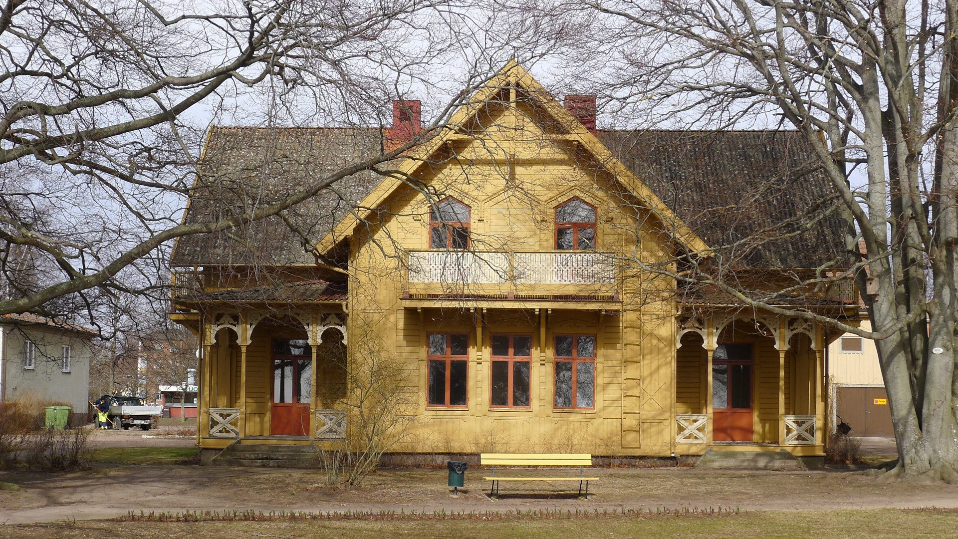 Villan Guldkroken i stadsparken.