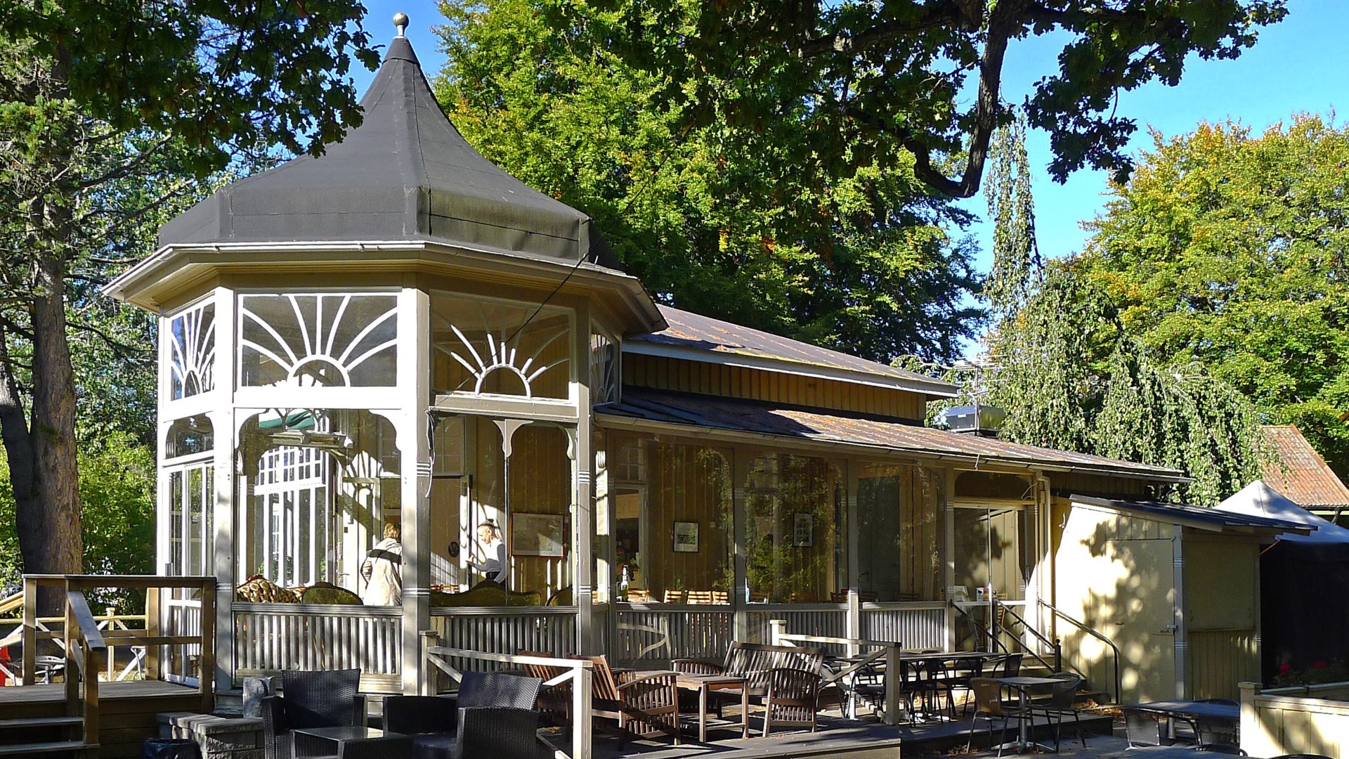 Eirapaviljongen i stadsparken.